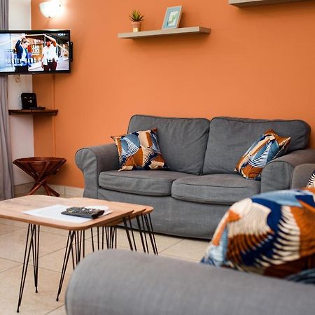 Appartement Charmant Et Lumineux Пойнт-Ноар Екстериор снимка