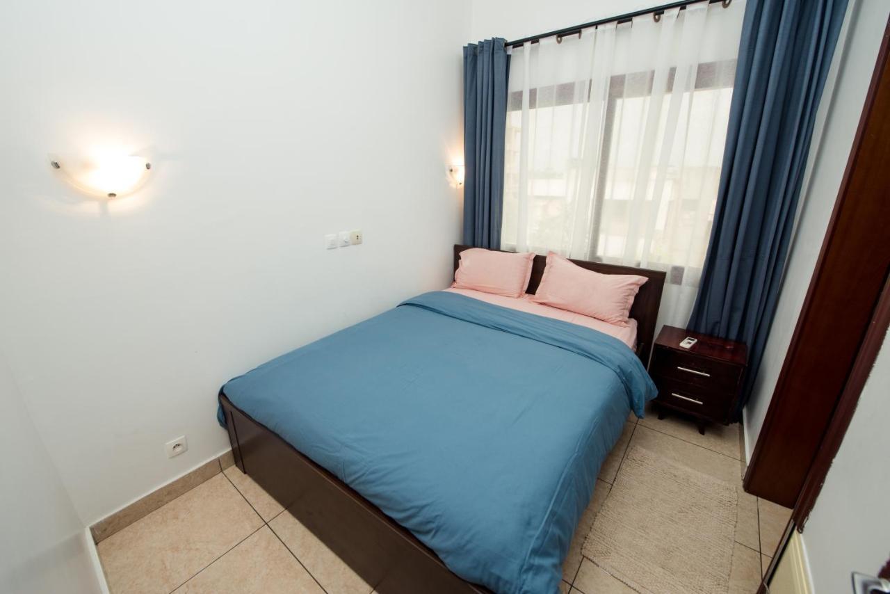 Appartement Charmant Et Lumineux Пойнт-Ноар Екстериор снимка