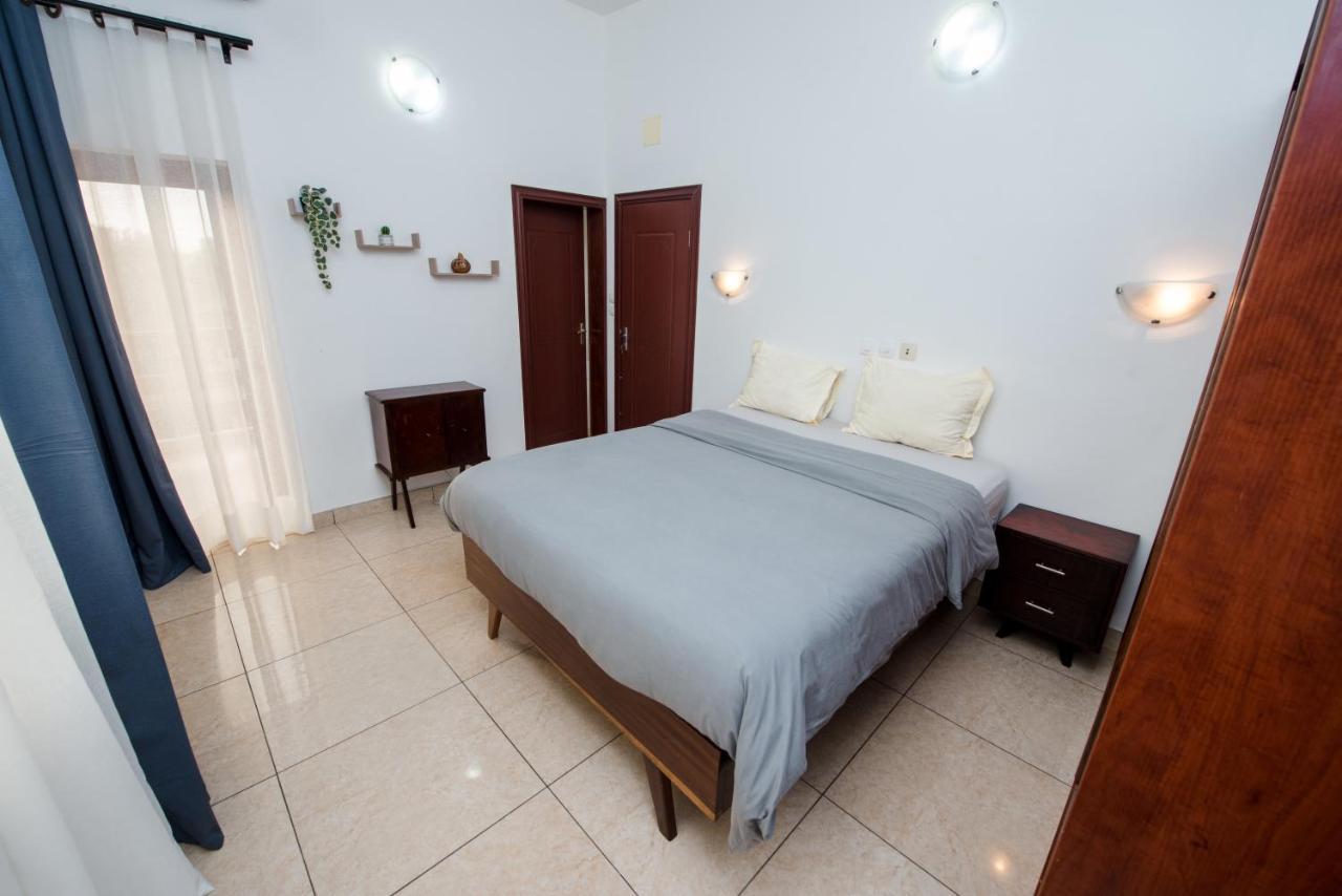 Appartement Charmant Et Lumineux Пойнт-Ноар Екстериор снимка
